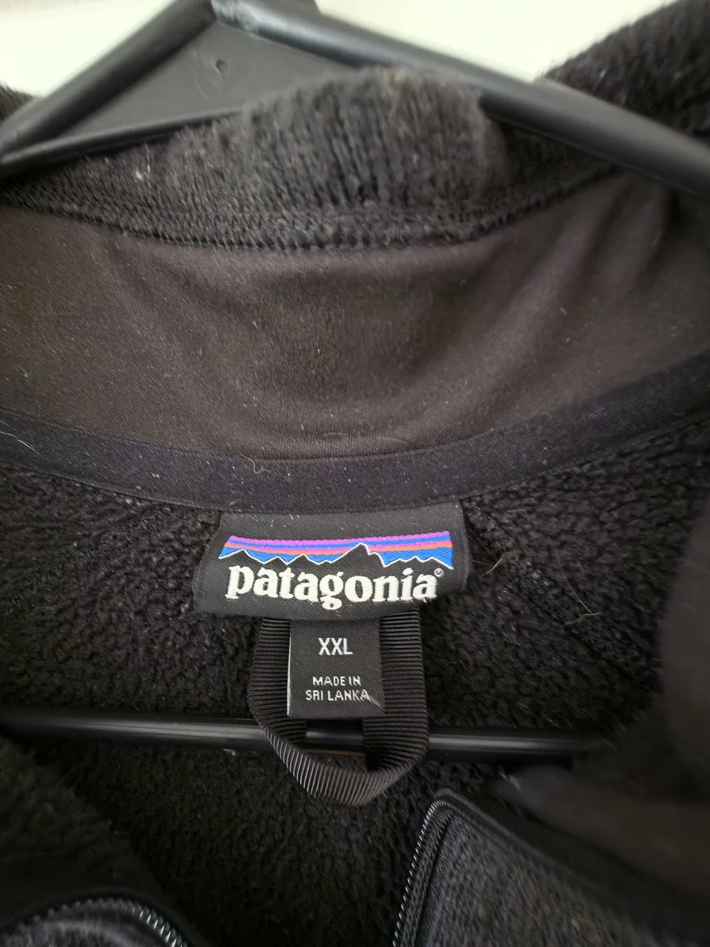 Patagonia Men’s Charcoal Gray Full-Zip Fleece Jacket